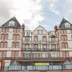 https://the-getaway-whitby.yorkshirehotels.net